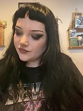 Snapshot of Gothicsiren chatting on February 17, 11:13 am Gothicsiren online show from February 17, 11:13 am