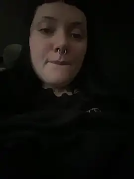 Snapshot of Gothicsiren chatting on March 19, 5:28 pm Gothicsiren online show from March 19, 5:28 pm