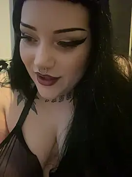 Snapshot of Gothicsiren chatting on March 21, 5:12 pm Gothicsiren online show from March 21, 5:12 pm