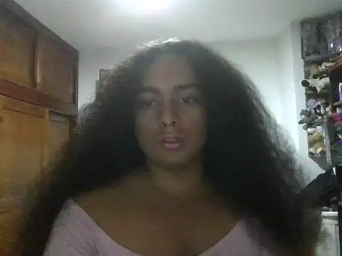 Snapshot of conejitamagicahermosaflor chatting on June 19, 10:35 pm conejitamagicahermosaflor online show from June 19, 10:35 pm