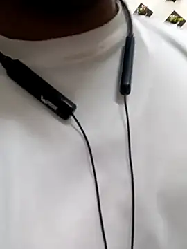 Best-Couple online show from March 10, 1:10 pm