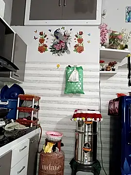 Best-Couple online show from September 20, 4:13 am