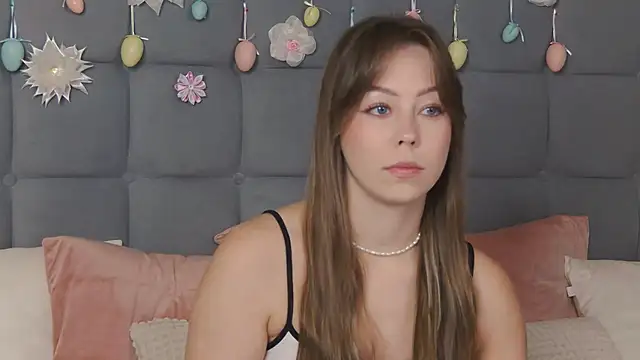 Snapshot of TheEmma chatting on May 28, 4:04 pm TheEmma online show from May 28, 4:04 pm