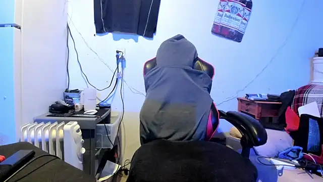 Snapshot of JamesMichael88 chatting on February 27, 4:32 pm JamesMichael88 online show from February 27, 4:32 pm