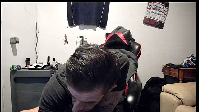 Snapshot of JamesMichael88 chatting on March 3, 4:14 pm JamesMichael88 online show from March 3, 4:14 pm