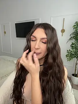 Snapshot of claraxjoyy chatting on February 18, 6:53 am claraxjoyy online show from February 18, 6:53 am