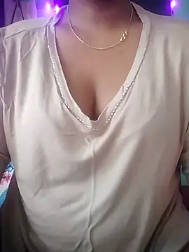 muskan-Sharma online show from October 7, 5:04 am