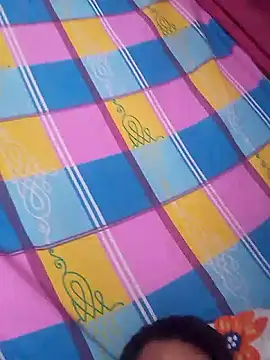 CallieClyde online show from April 4, 6:55 am