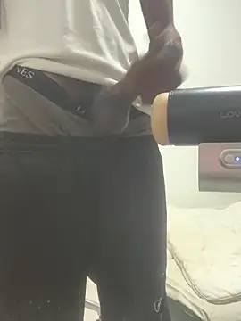 Taylor69xKiki online show from January 19, 4:22 am