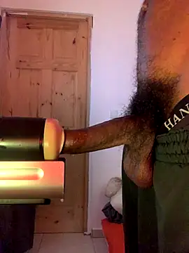 Taylor69xKiki online show from October 4, 8:51 pm