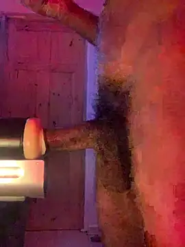 Taylor69xKiki online show from October 10, 5:17 am