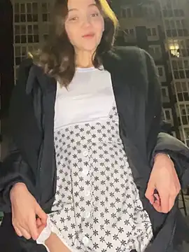 TheYourL online show from December 5, 6:26 pm