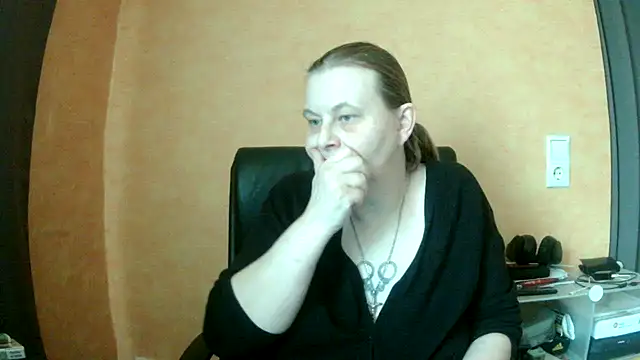 Sweet Phoenix online show from January 13, 1:49 pm