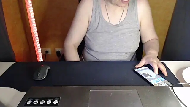Sweet Phoenix online show from May 26, 8:32 am