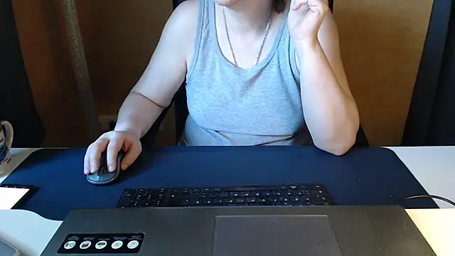 Sweet Phoenix online show from May 27, 7:49 am