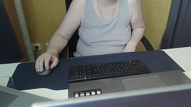 Sweet Phoenix online show from June 26, 11:14 am