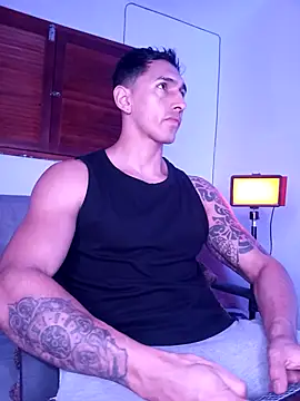 Joylopez fit online show from November 18, 12:42 pm