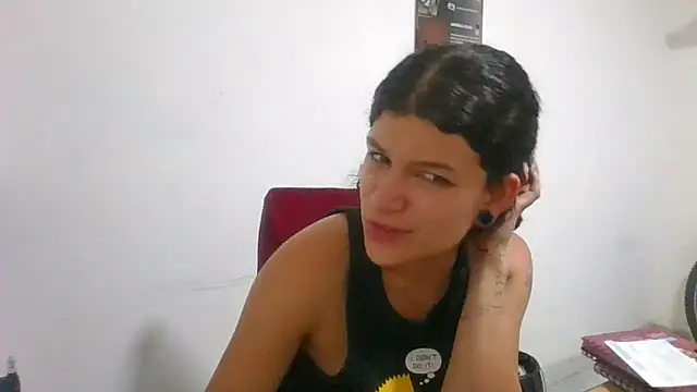 wendybeckett2 online show from February 2, 8:51 pm