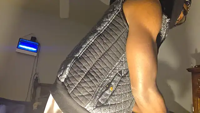 dominatingblacklove online show from November 20, 7:52 am