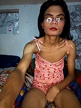 Enna Zarza  online show from September 27, 5:45 am