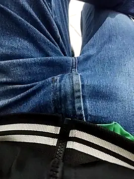 Snapshot of fredfgr chatting on March 11, 9:26 am fredfgr online show from March 11, 9:26 am