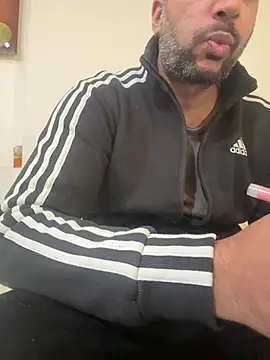 skyisthelimit12 online show from February 4, 4:51 am