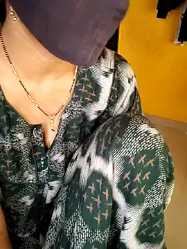 lovelygirl4567 online show from January 20, 4:10 am