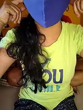 lovelygirl4567 online show from February 4, 4:15 am