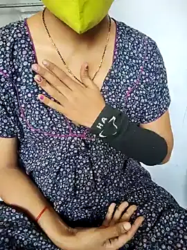 lovelygirl4567 online show from February 5, 9:36 am