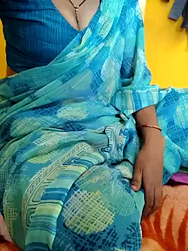 lovelygirl4567 online show from February 6, 4:21 am