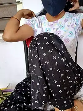 lovelygirl4567 online show from February 15, 5:19 am