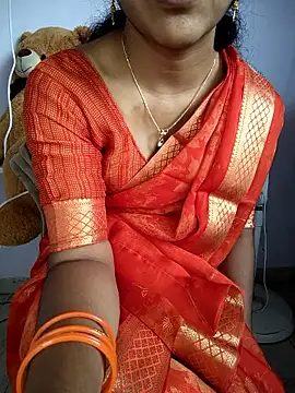 lovelygirl4567 online show from November 18, 4:50 am