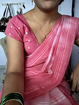 lovelygirl4567 online show from December 17, 6:52 am