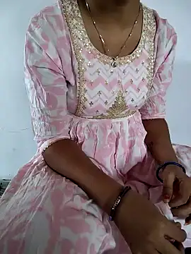 lovelygirl4567 online show from April 28, 5:34 am
