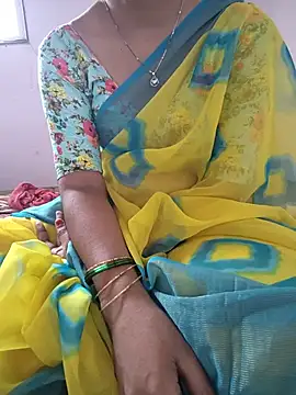 lovelygirl4567 online show from May 24, 5:34 am