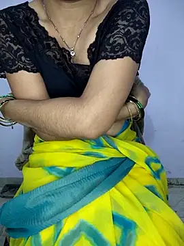 lovelygirl4567 online show from May 24, 5:40 pm