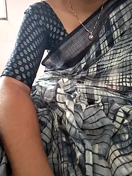 lovelygirl4567 online show from May 25, 5:46 am