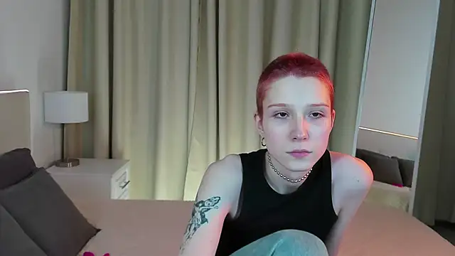 Snapshot of Iris_Pastels chatting on February 24, 10:15 am Iris Pastels online show from February 24, 10:15 am