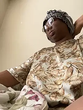 DamnBubbles online show from March 19, 6:23 pm