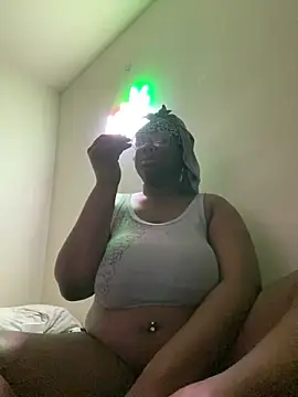 DamnBubbles online show from February 10, 3:32 am