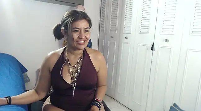 CamilaLix online show from January 12, 12:18 am