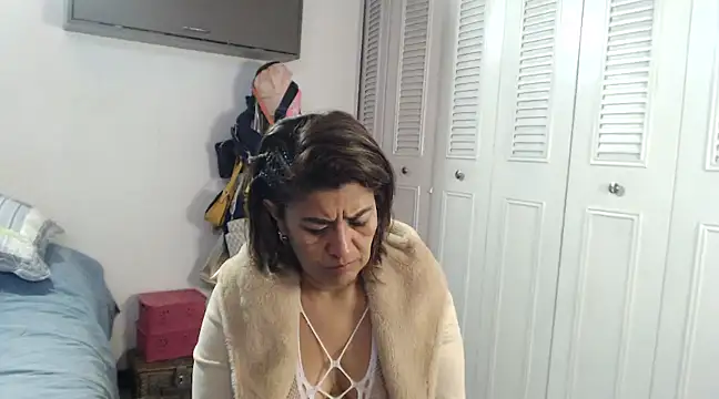 CamilaLix online show from January 31, 5:09 am