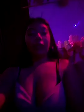 Snapshot of PaulaOrtiz_1 chatting on November 30, 1:53 am PaulaOrtiz 1 online show from November 30, 1:53 am