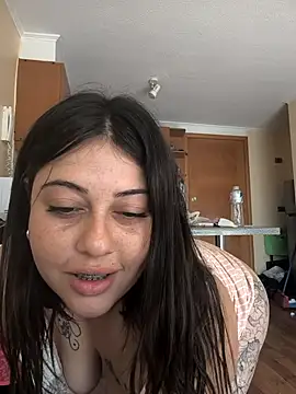 Snapshot of Americ44 chatting on February 1, 7:01 pm Americ44 online show from February 1, 7:01 pm