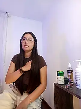 Gretta Hot online show from March 28, 2:00 am