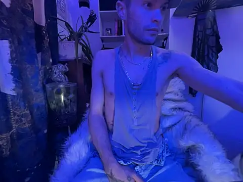 Trystan Spellman online show from February 7, 8:07 am