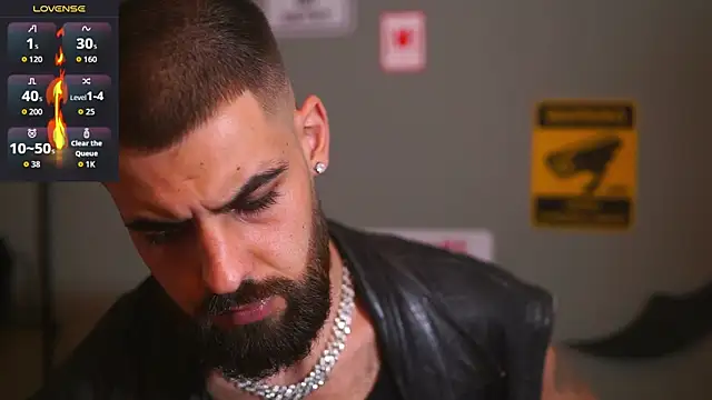 HairyRobxxx online show from December 3, 7:34 pm