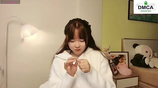 Snapshot of Chenjing0 chatting on February 20, 8:17 am Chenjing0 online show from February 20, 8:17 am