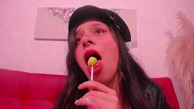 Snapshot of Misha_Lover chatting on February 3, 10:21 pm Misha Lover online show from February 3, 10:21 pm