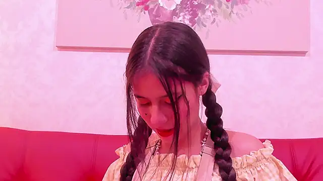 Snapshot of Misha_Lover chatting on February 22, 7:25 pm Misha Lover online show from February 22, 7:25 pm